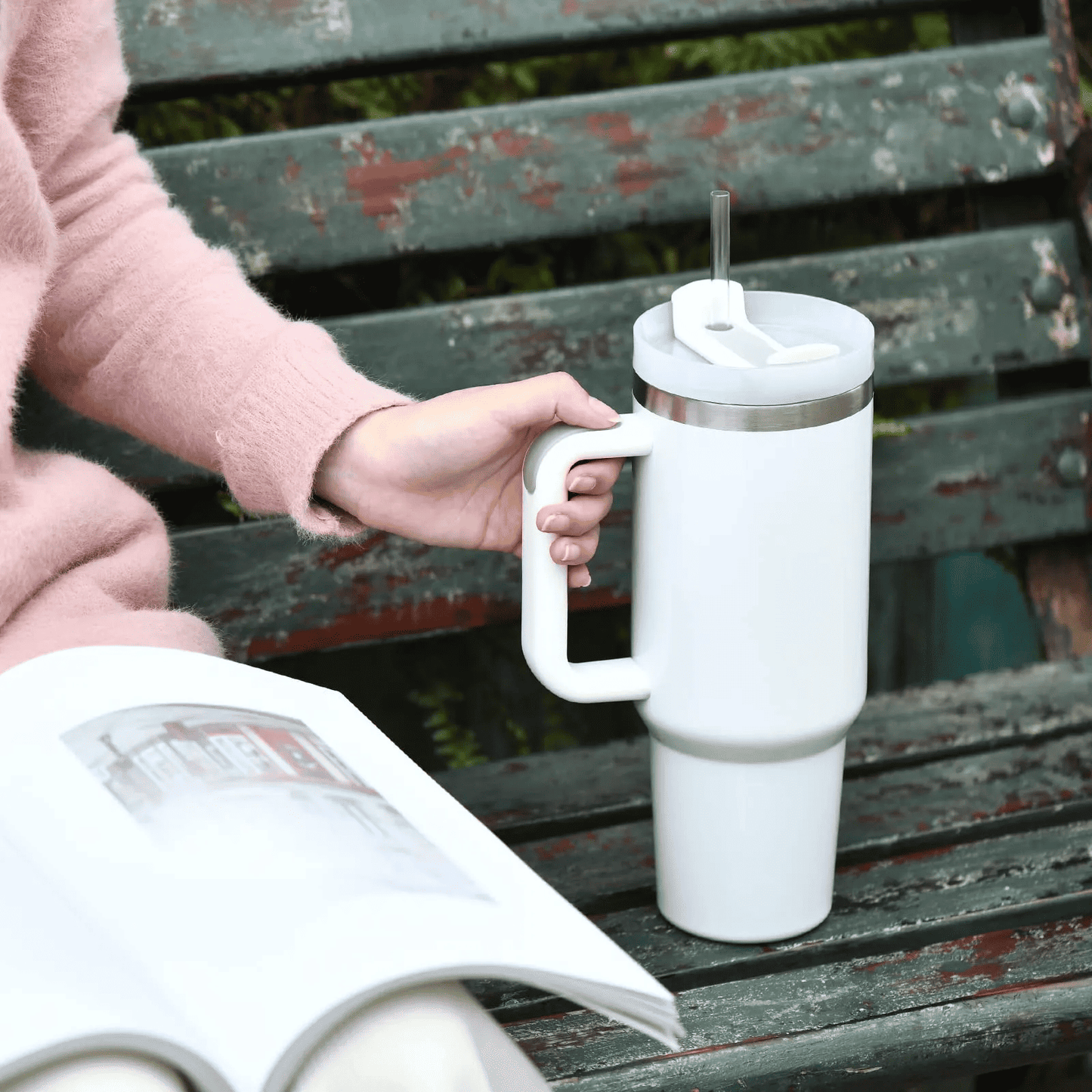 The Frost White Quencher Tumbler  | 40 oz